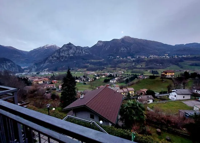 Ai Piedi Della Grigna